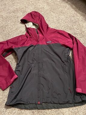 Women’s Patagonia rain jacket.